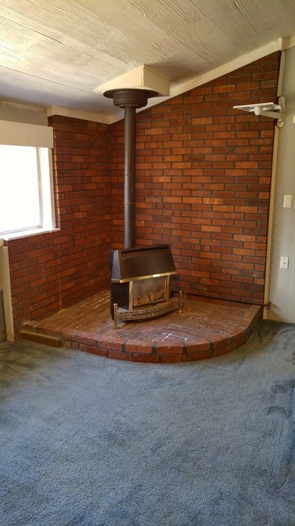 10 Myrtle Street Clinton, MA 01510 - Photo 14 of 24 Gallery Image 14