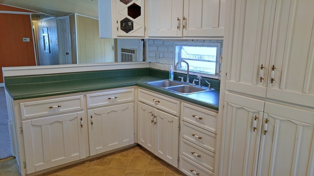 10 Myrtle Street Clinton, MA 01510 - Photo 9 of 24 Gallery Image 9