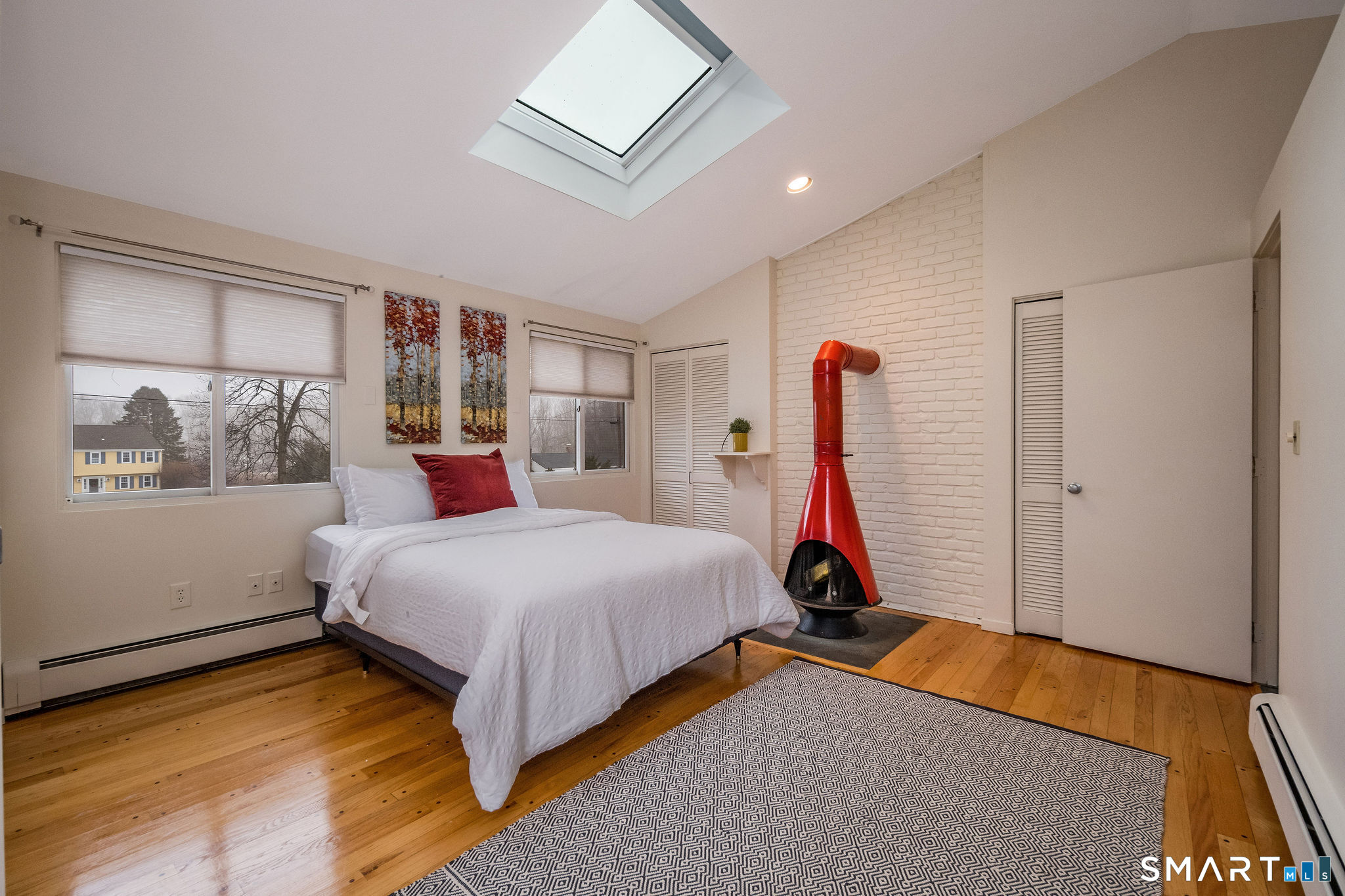 40 Puritan Lane Madison, CT 06443 - Photo 15 of 39 Main Floor Primary Bedroom