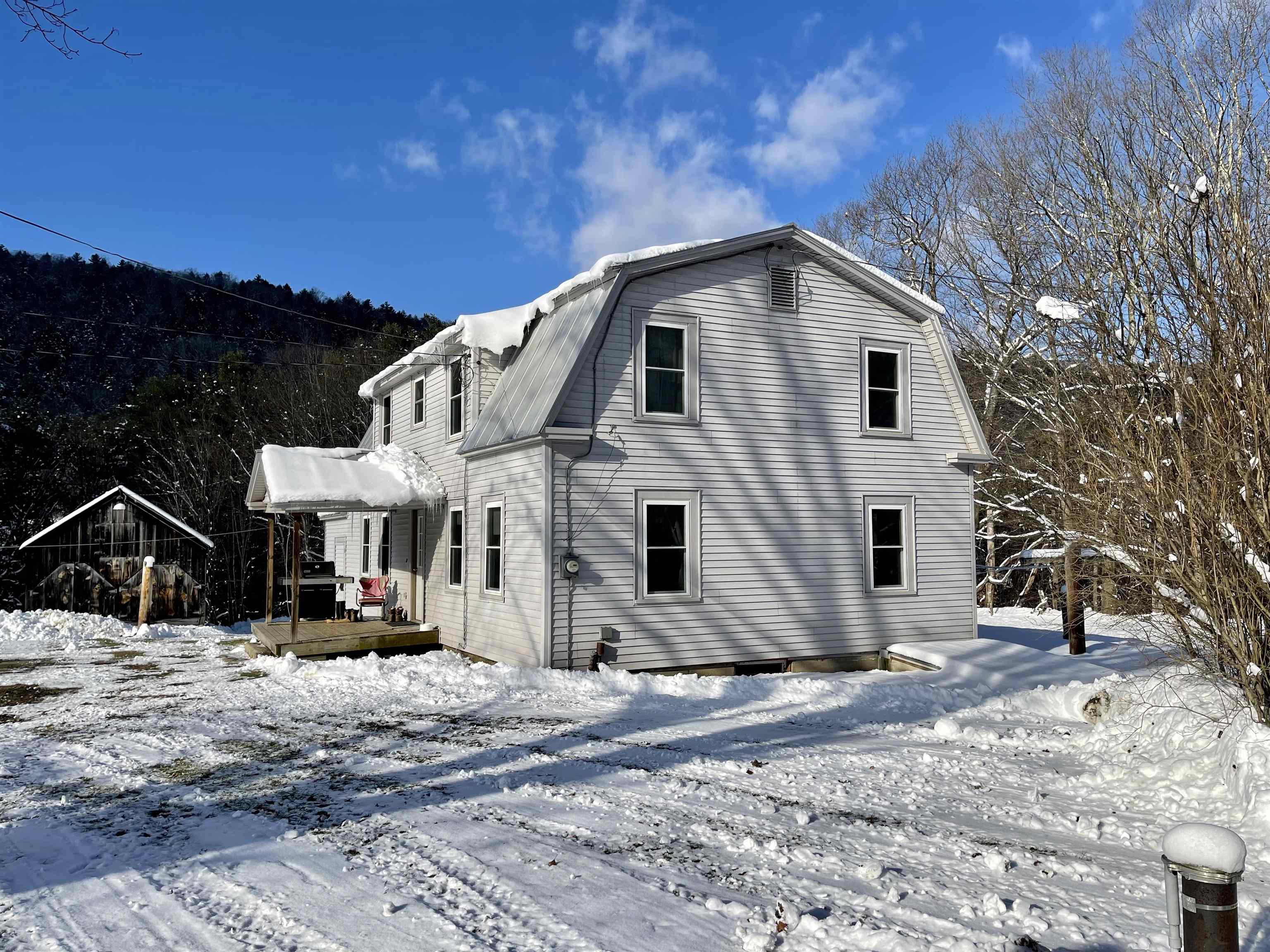 390 Clay Road Thetford, VT 05045 - Photo 3 of 24 Gallery Image 3