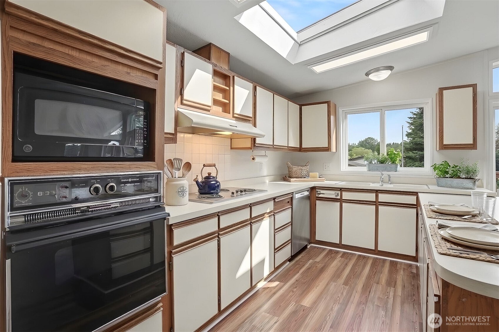 24117 8th Place West Bothell, WA 98021 - Photo 3 of 40