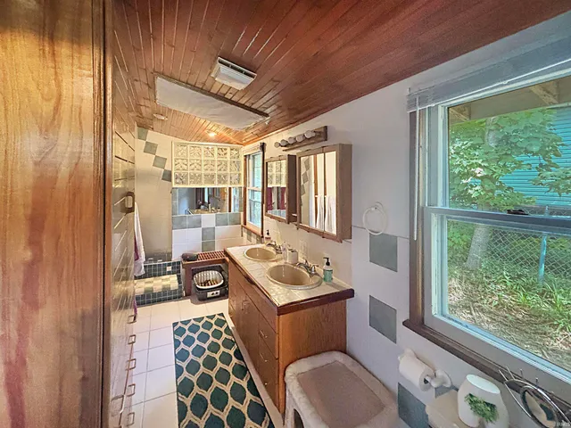 $199,000 | 1315 West Gourley Pike, Bloomington, IN 47404