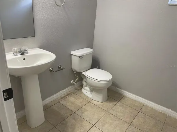 $2,700 | 15061 Perdido Drive, Orlando, FL 32828