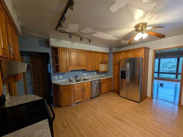 601 South Ridge Lane Grand Chute, WI 54914 - Photo 4 of 11 4