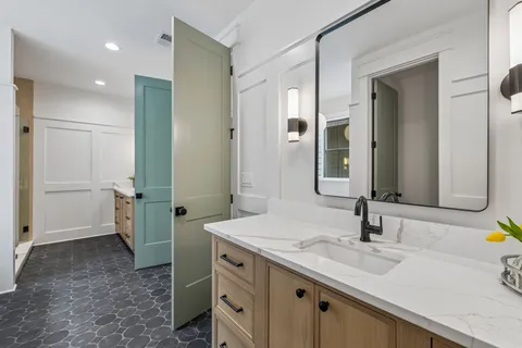 $1,250,000 | 2434 B Chapman Drive, Nashville, TN 37206