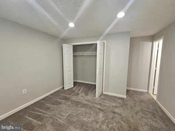 $1,200 | 144 Hillcrest Drive, Unit 24, Fredericksburg, VA 22401