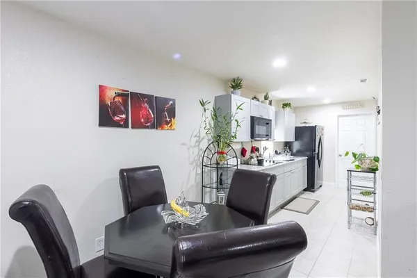 $1,795 | 728 Saybrook Circle Northwest, Unit C, Lilburn, GA 30047