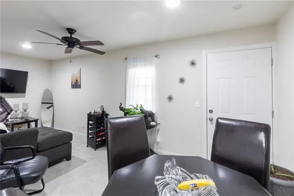 $1,795 | 728 Saybrook Circle Northwest, Unit C, Lilburn, GA 30047