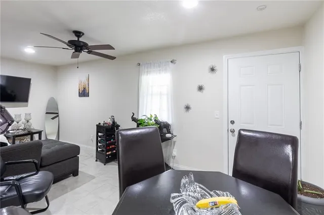 $1,795 | 728 Saybrook Circle Northwest, Unit C, Lilburn, GA 30047