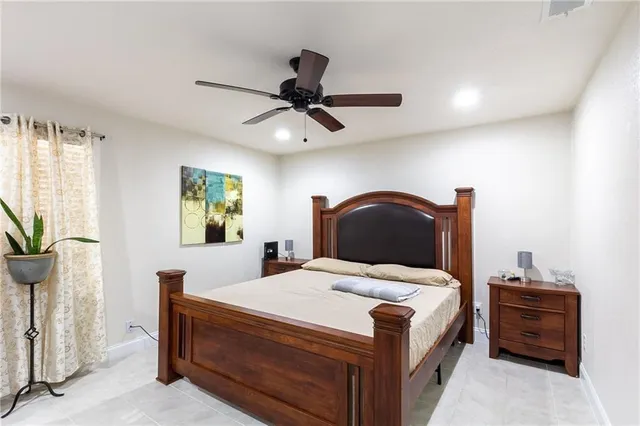 $1,795 | 728 Saybrook Circle Northwest, Unit C, Lilburn, GA 30047