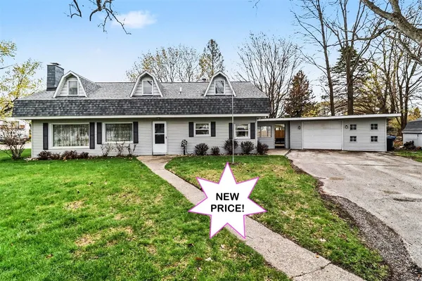 $325,000 | 709 New William Street, Ludington, MI 49431