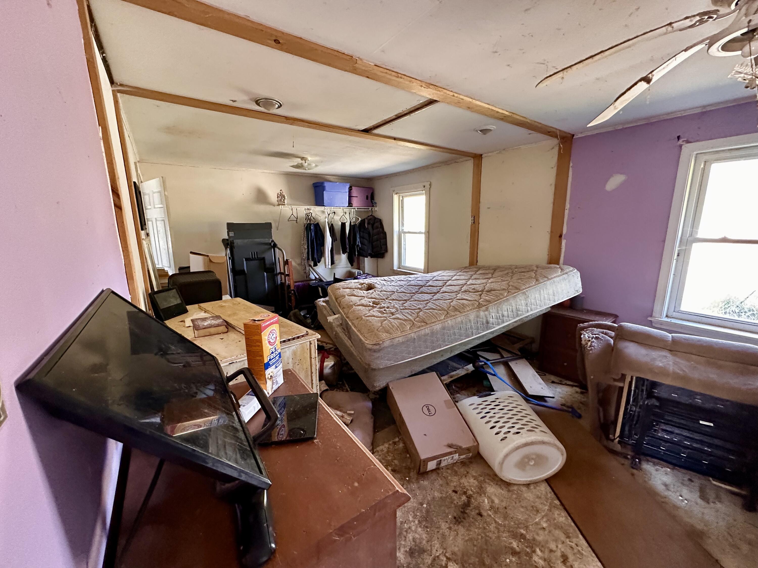 664 Gardiner Road Wales, ME 04280 - Photo 7 of 10 IMG_5896
