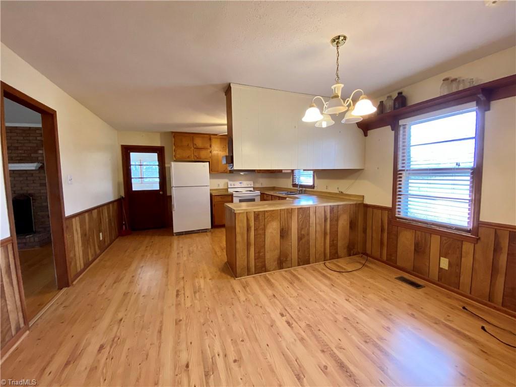 6551 Hunt Road Pleasant Garden, NC 27313 - Photo 13 of 32 Gallery Image 13