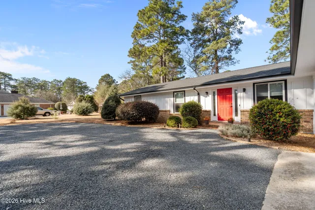 $480,000 | 1425 Monticello Drive, Pinehurst, NC 28374