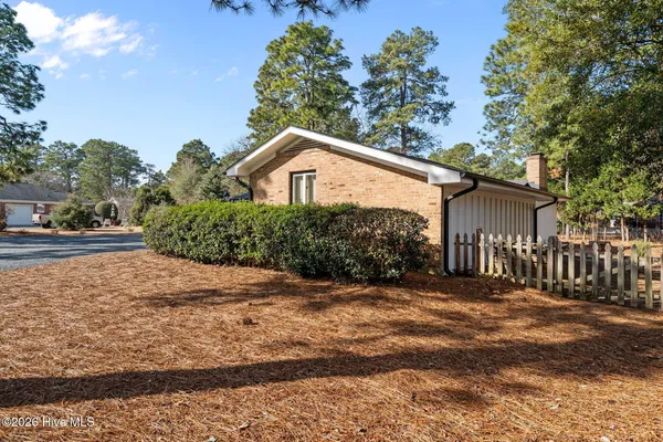 $470,000 | 1425 Monticello Drive, Pinehurst, NC 28374