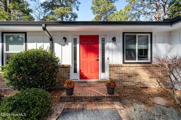 $470,000 | 1425 Monticello Drive, Pinehurst, NC 28374