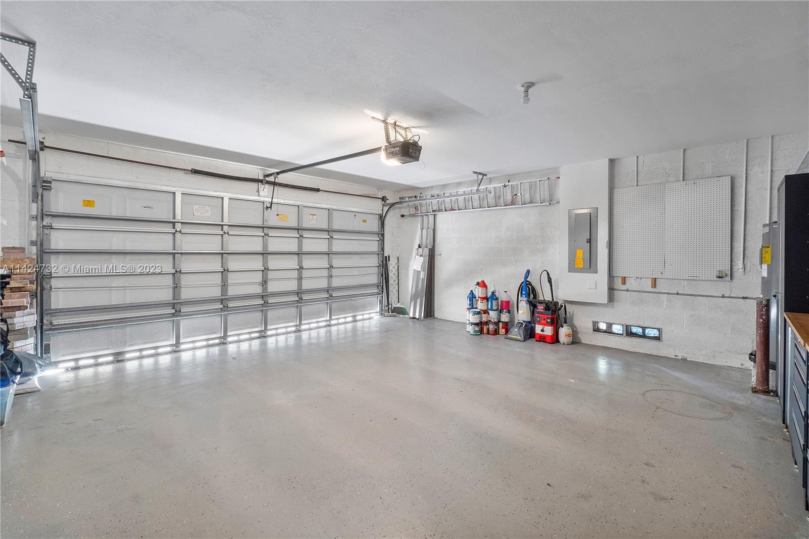 Silver Falls Miramar, FL 33027 - Photo 28 of 49 a view of a garage with toys