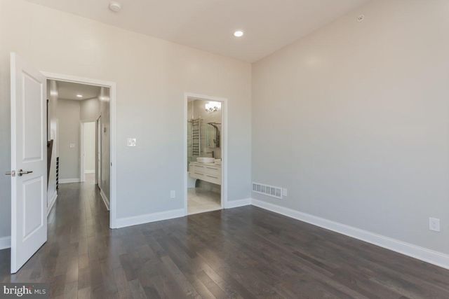 $622,500 | 1126 East Hewson Street, Philadelphia, PA 19125