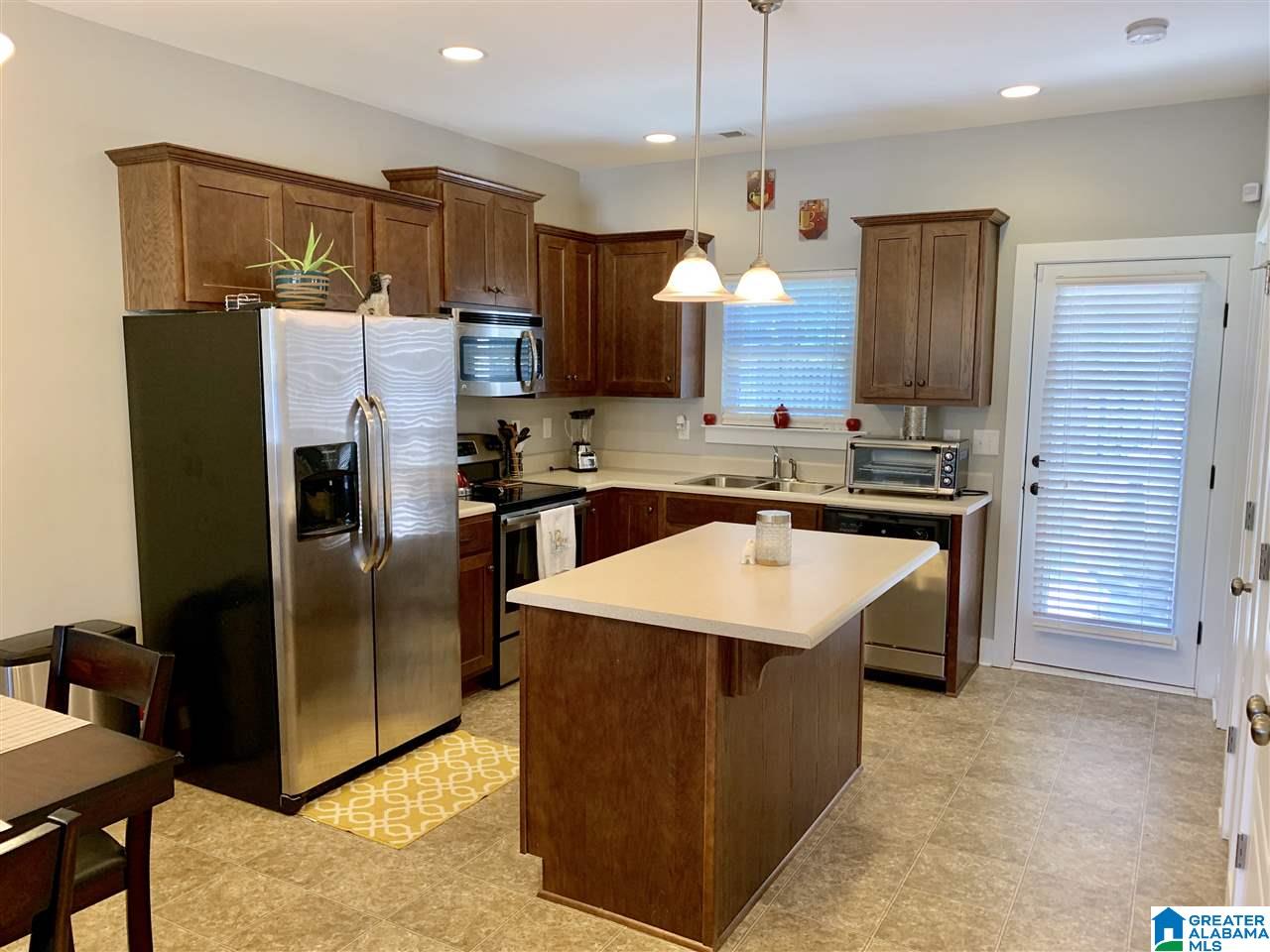 4340 Ridgemont Circle Birmingham, AL 35244 - Photo 8 of 24