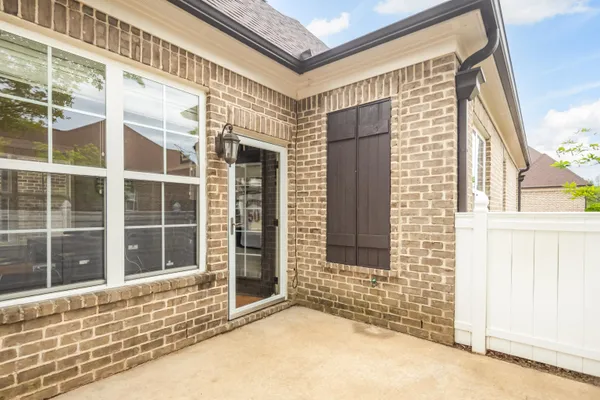 $415,000 | 1369 Calumet Farms Drive, Unit 22, Collierville, TN 38017