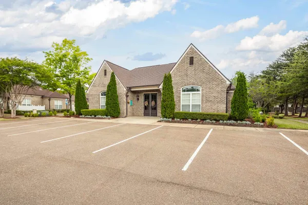 $415,000 | 1369 Calumet Farms Drive, Unit 22, Collierville, TN 38017