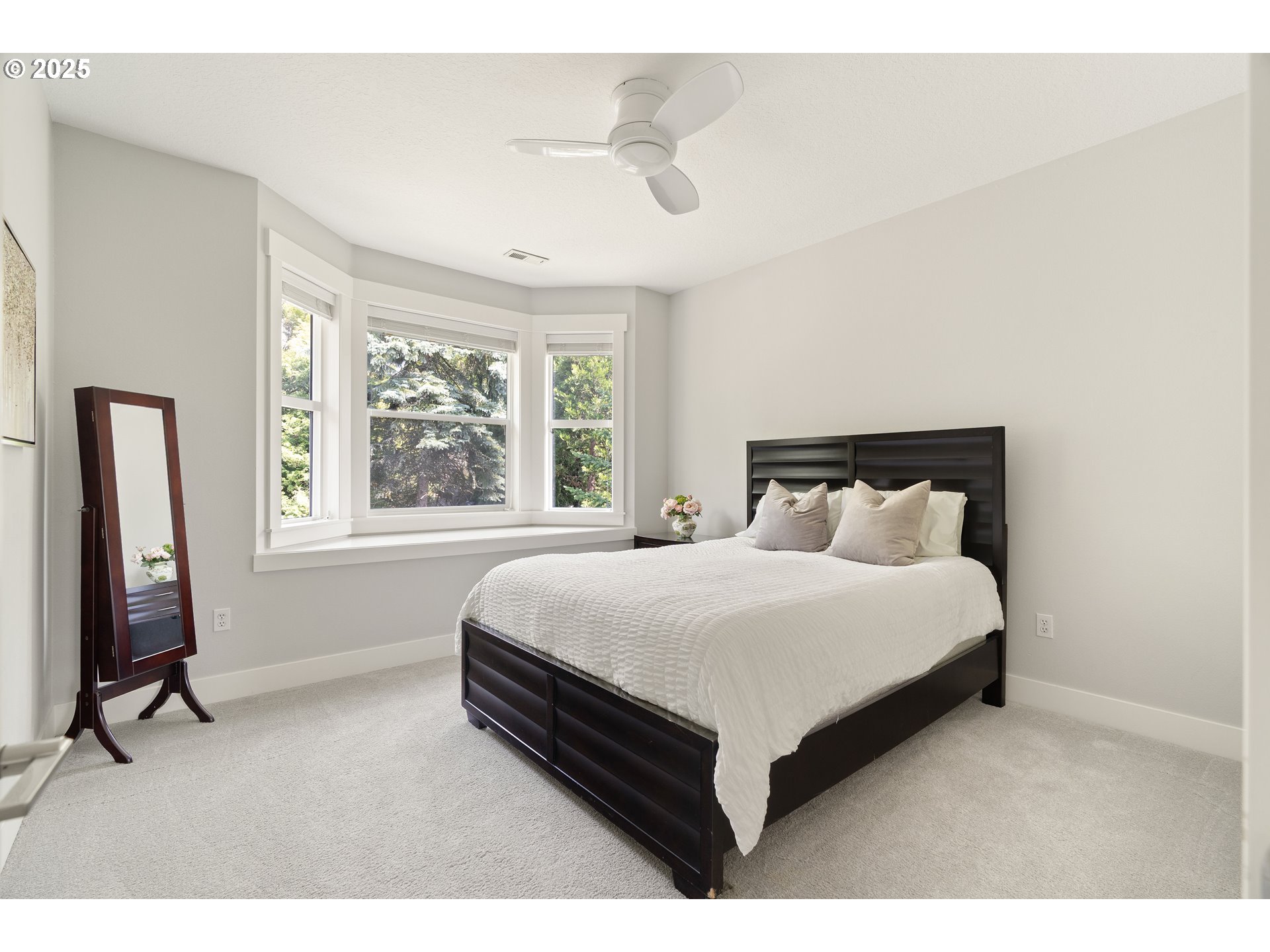 1314 Northwest Abernethy Road Portland, OR 97229 - Photo 32 of 46 Gallery Image 32