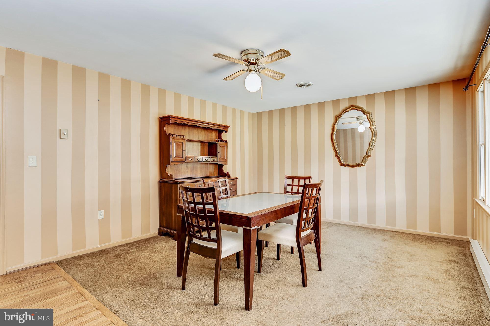 5406 Sidney Road Mount Airy, MD 21771 - Photo 3 of 35 Living Room