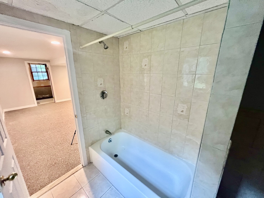 9 Brooks Road, Unit 9 Sudbury, MA 01776 - Photo 16 of 28