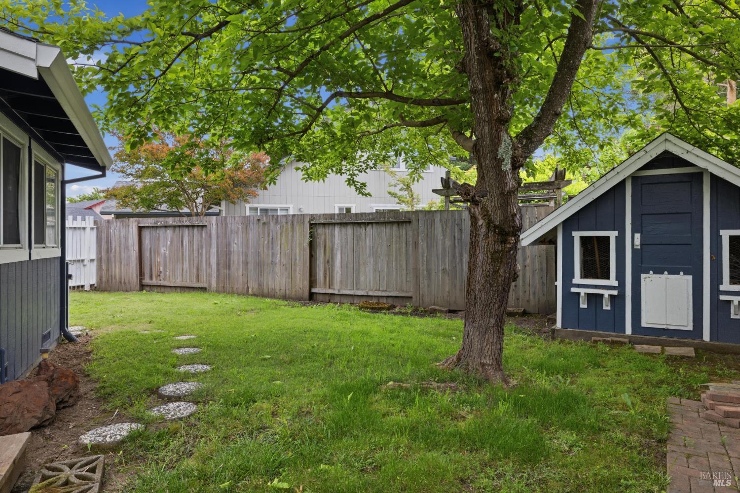 2273 White Chapel Court Santa Rosa, CA 95401 - Photo 14 of 59 Backyard and shed.