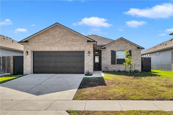 $329,900 | 1033 Ocean Breeze, Portland, TX 78374