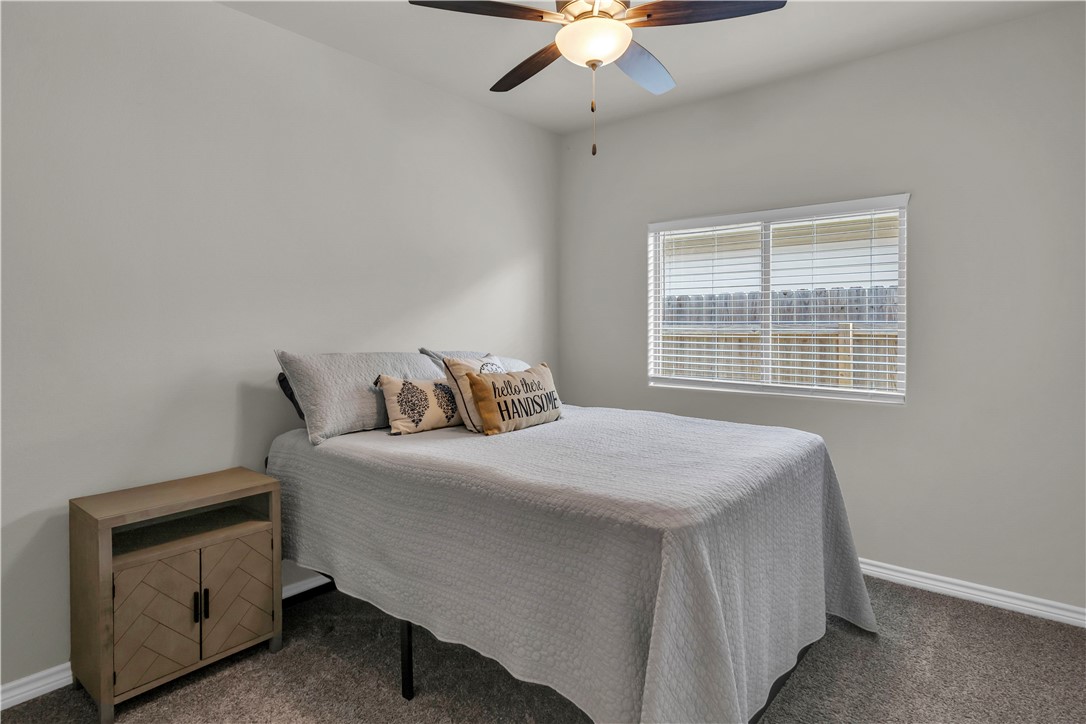 1033 Ocean Breeze Portland, TX 78374 - Photo 12 of 38