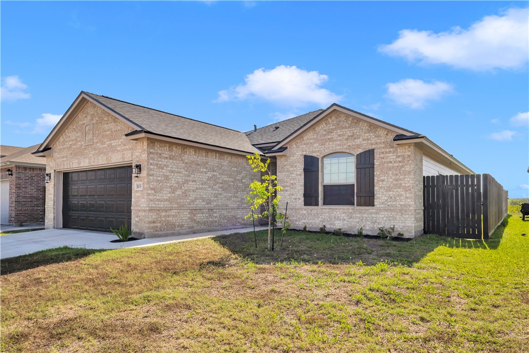 1033 Ocean Breeze Portland, TX 78374 - Photo 2 of 38