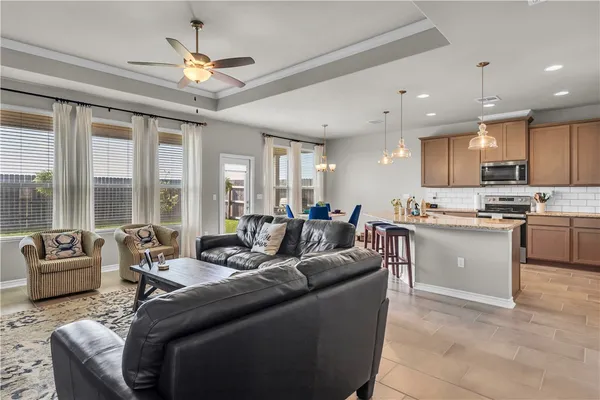 $326,900 | 1033 Ocean Breeze, Portland, TX 78374