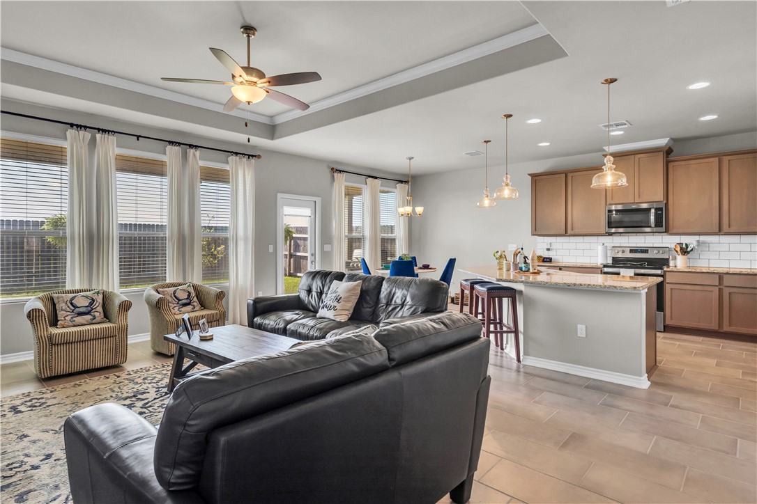 1033 Ocean Breeze Portland, TX 78374 - Photo 25 of 38