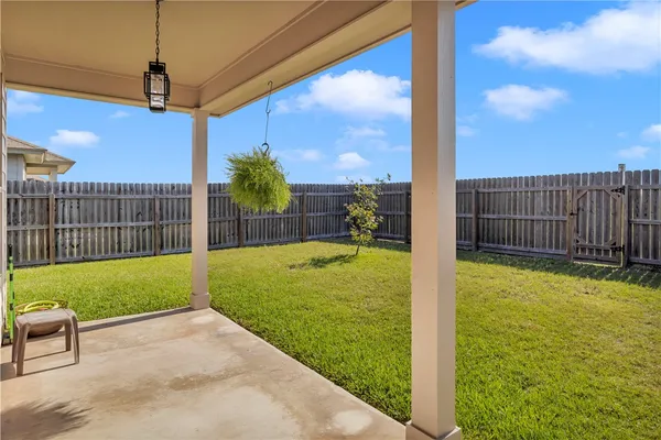 $326,900 | 1033 Ocean Breeze, Portland, TX 78374
