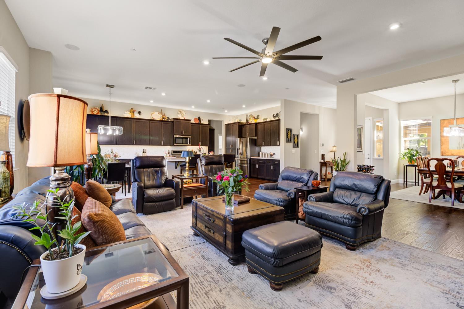 1101 Marichal Way Galt, CA 95632 - Photo 13 of 54