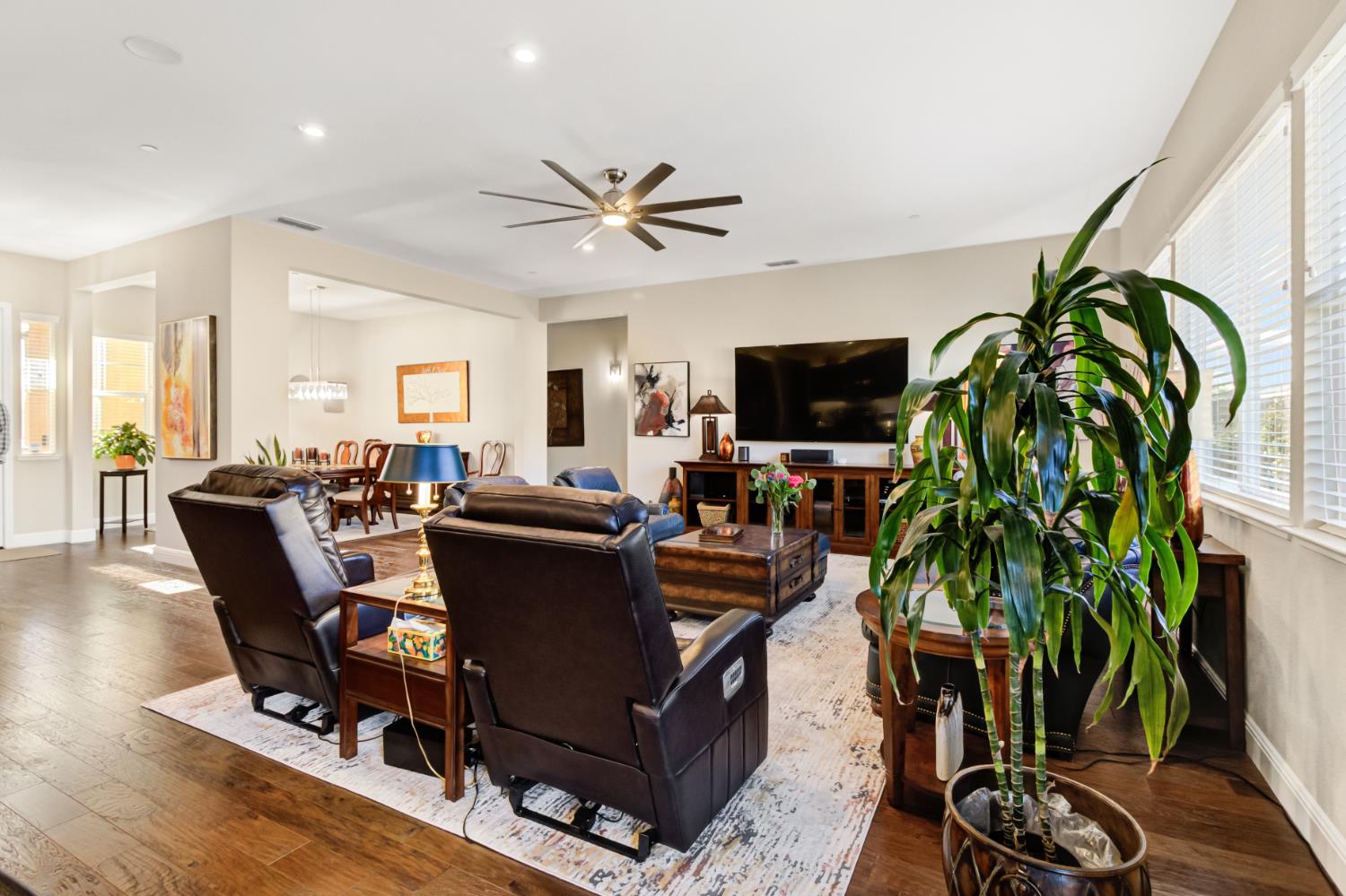 1101 Marichal Way Galt, CA 95632 - Photo 23 of 54