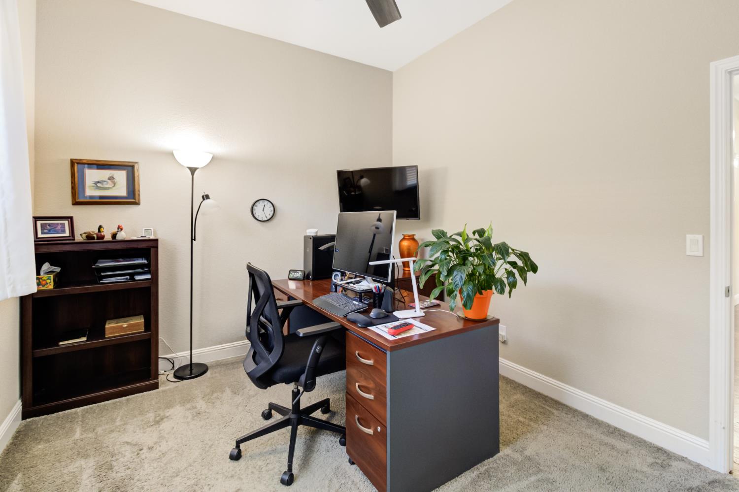 1101 Marichal Way Galt, CA 95632 - Photo 41 of 54