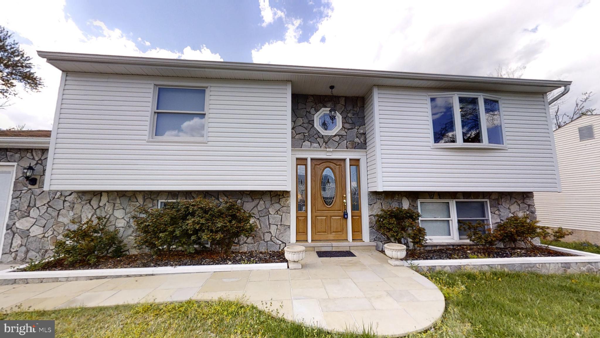 113 North Garfield Road Sterling, VA 20164 - Photo 1 of 64 Gallery Image 1