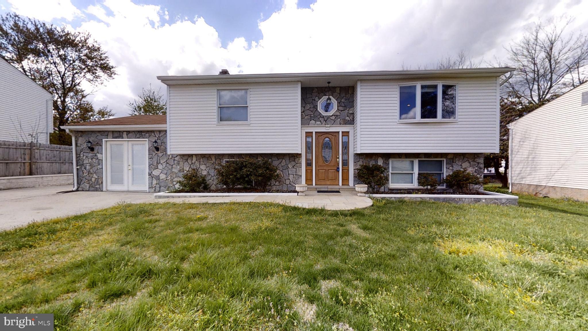 113 North Garfield Road Sterling, VA 20164 - Photo 2 of 64 Gallery Image 2