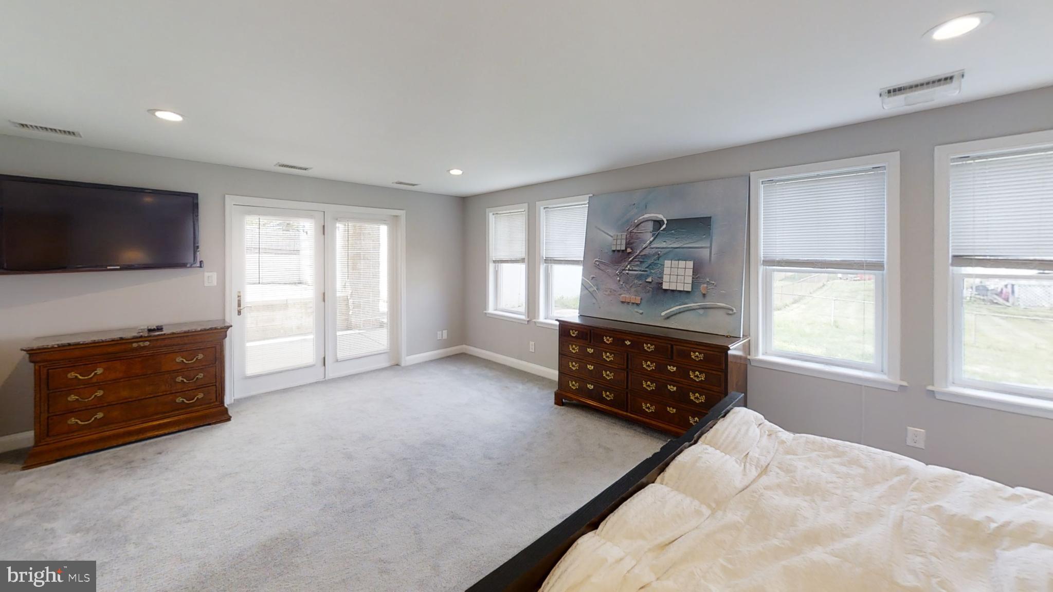 113 North Garfield Road Sterling, VA 20164 - Photo 43 of 64 Gallery Image 43