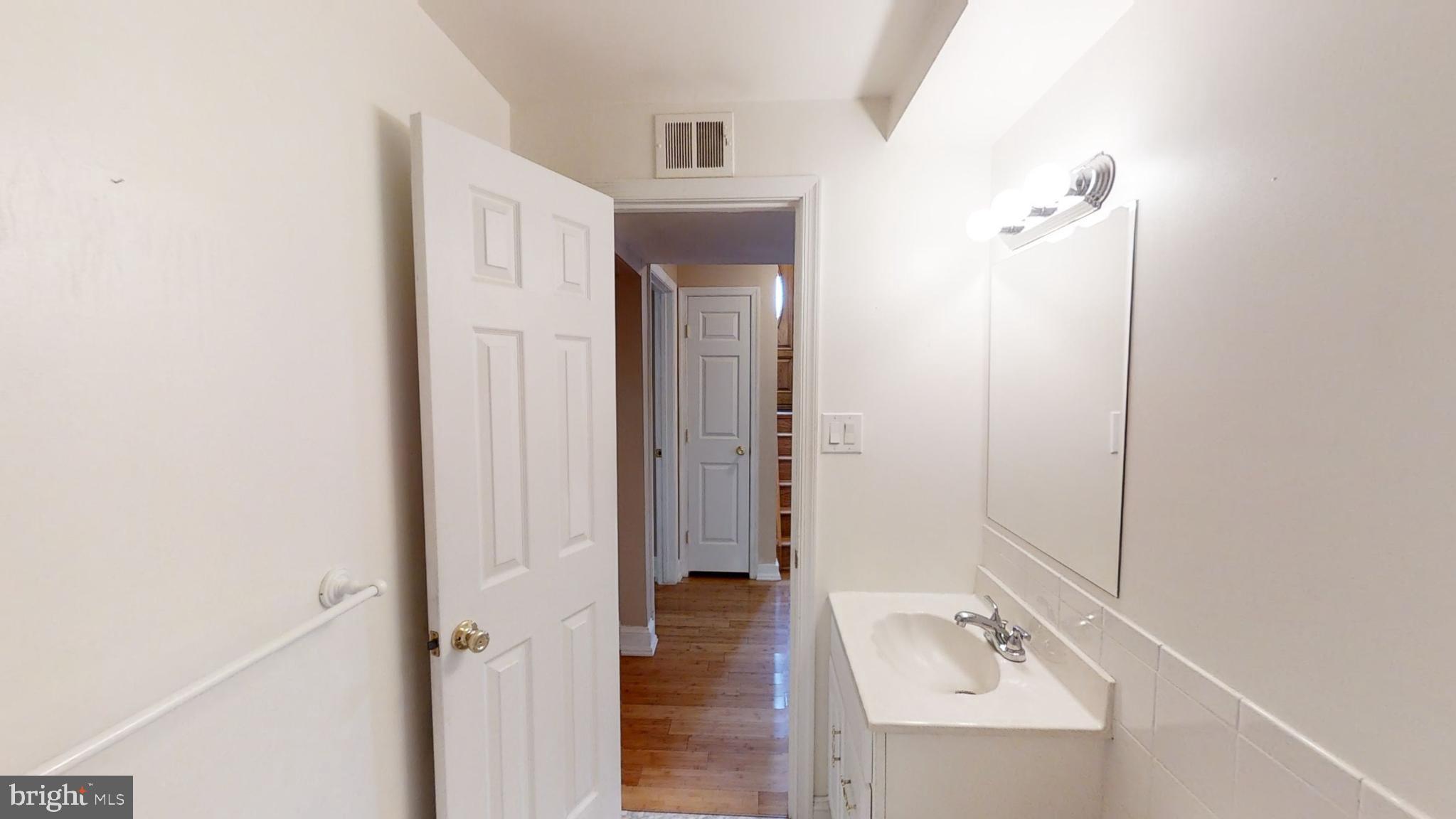 113 North Garfield Road Sterling, VA 20164 - Photo 45 of 64 Gallery Image 45