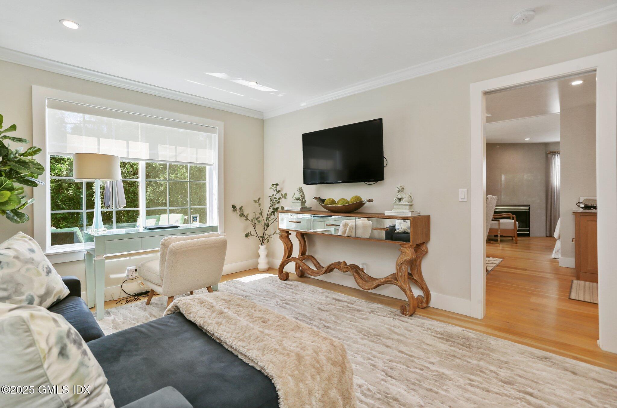 1 Shore Road, Unit 14 Stamford, CT 06902 - Photo 8 of 28 14-web-or-mls-1-shore-rd-unit-14