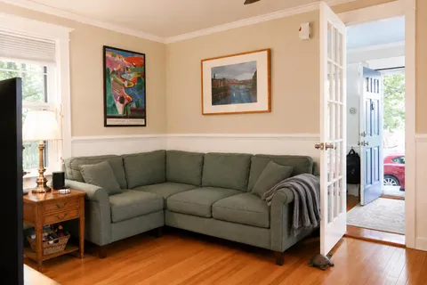$1,195,000 | 15 East Walnut Street, Alexandria, VA 22301