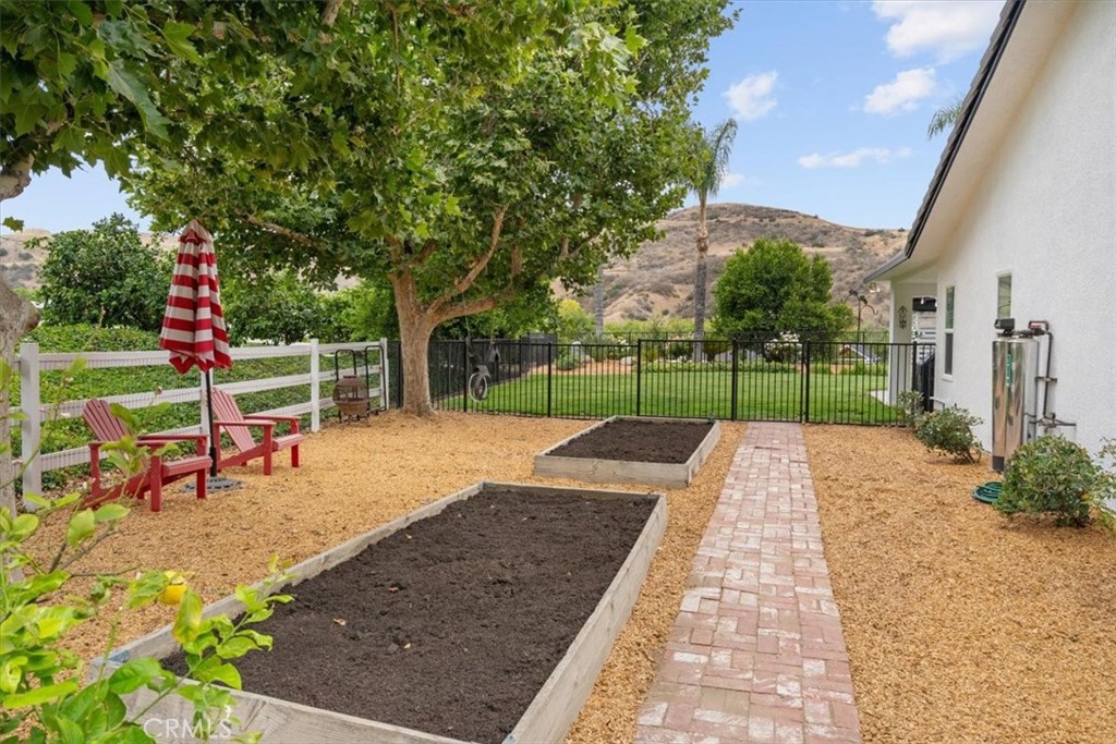 28845 Live Oak Canyon Road Redlands, CA 92373 - Photo 35 of 39