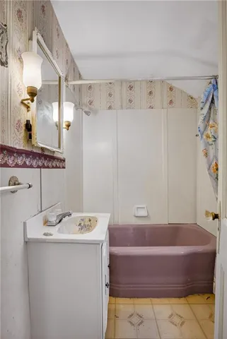 $199,899 | 822 Harden Drive, Pittsburgh, PA 15229