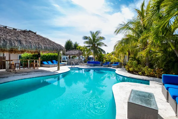 $2,999,999 | 900 101st Street, Marathon, FL 33050