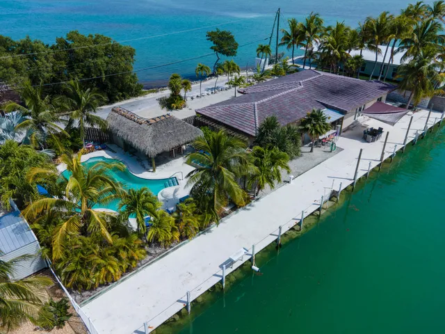 $3,050,000 | 900 101st Street, Marathon, FL 33050