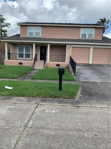 $2,500 | 2221 Deerlick Lane, Harvey, LA 70058