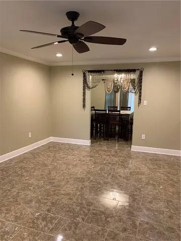 $2,500 | 2221 Deerlick Lane, Harvey, LA 70058